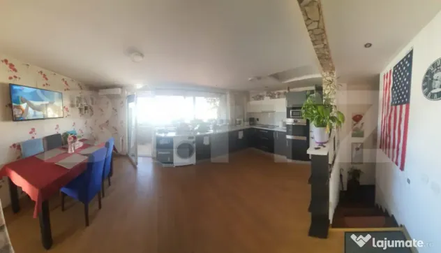 Apartament semidecomandat cu 3 camere, 89 mp utili, parcare,