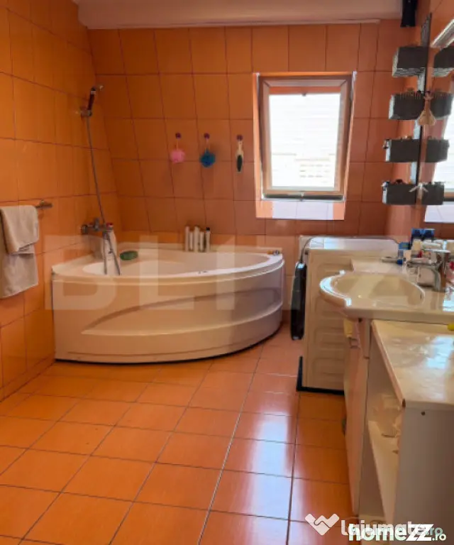 Apartament semidecomandat cu 3 camere, 87,64 mp utili, parca - Floresti (Cluj)