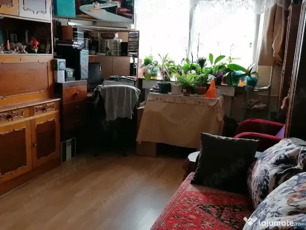 P.F. Vand apartament 2 camere Decebal