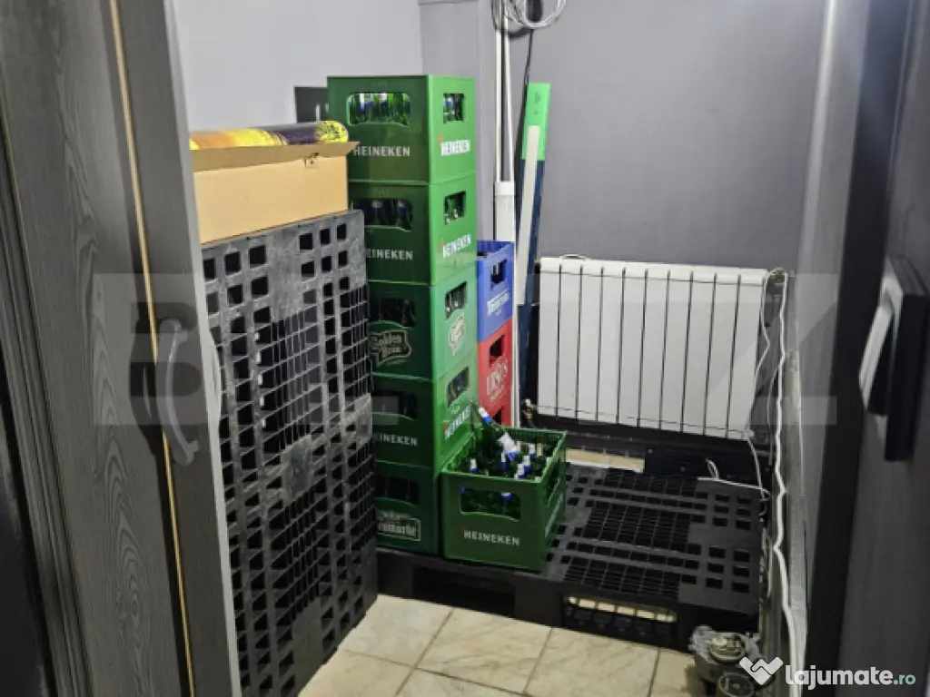 Spațiu comercial de vânzare, 89 mp, vitrină stradală, co