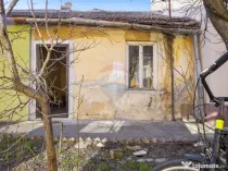 Garsoniera la casa de vanzare in zona centrala,Arad