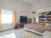 Comision 0 | Casă eficientă energetic, cu piscină, foi... 