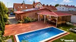 Comision 0 | Casă eficientă energetic, cu piscină, foi...