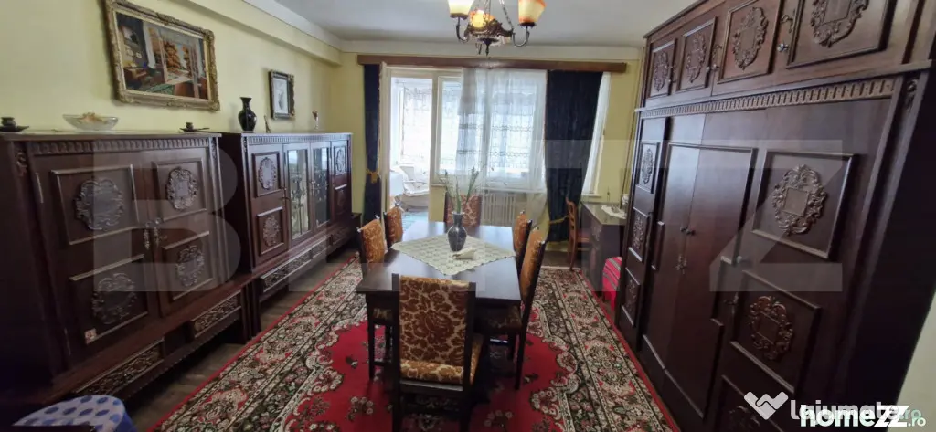 Apartament 3 camere, 116 mp, Găești – zonă centrală