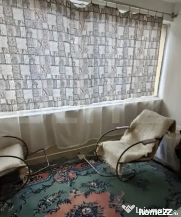 Apartament 3 camere, 116 mp, Găești – zonă centrală