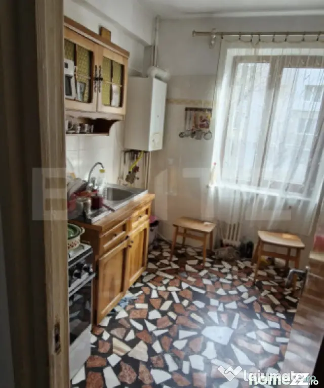 Apartament 3 camere, 116 mp, Găești – zonă centrală