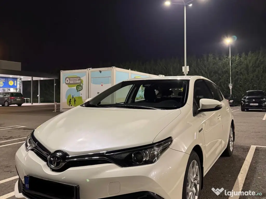 Toyota Auris Hybrid