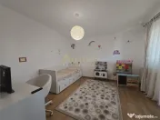 Duplex mobilat si utilat- 100m de STV- 4 camere- pod mansard 