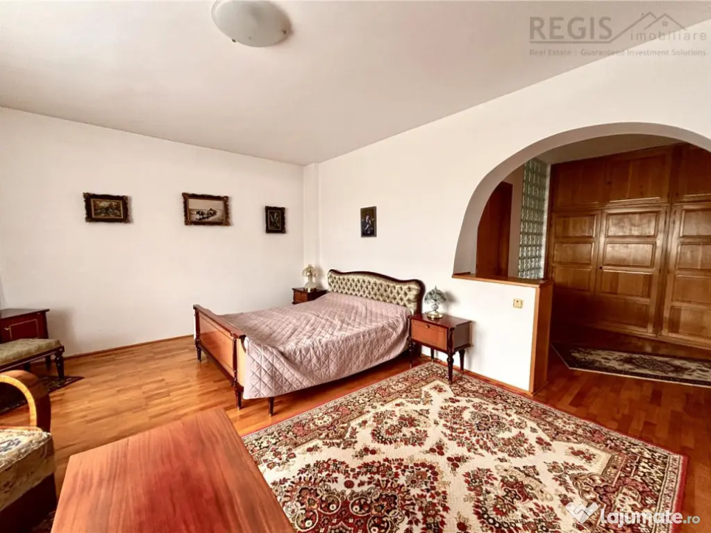 Vila zona Coresi | 1170 mp teren | 6 camere | De