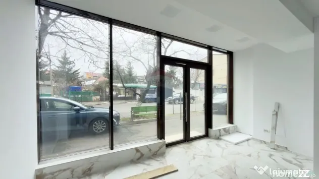 Spațiu comercial 200mp | 2025 | ROI 11% | Vitrina 9ml | ...