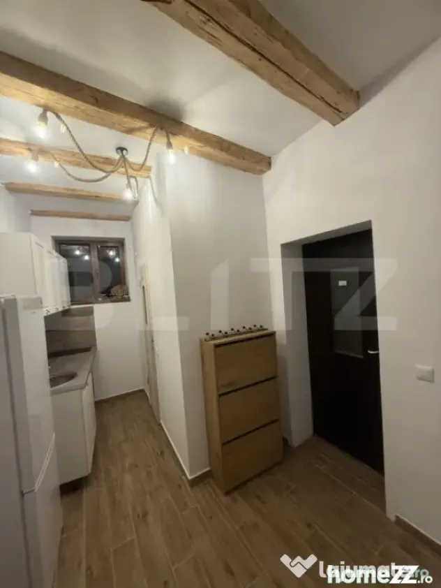 Garsonieră 28 mp, prima închiriere, singur în curte cu te - Brasov (Brasov)