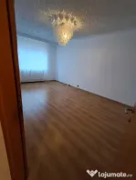 Apartament 3 camere decomandat, et. 1, Tomesti