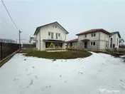 Vila individula | P 1E Pod | 4 camere |Teren 