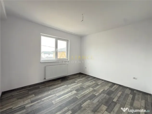 Vila individula | P 1E Pod | 4 camere |Teren