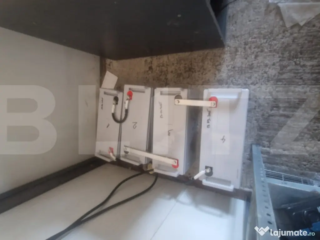 TEREN 520 MP INTRAVILAN +ANEXE-ctie cu panouri sandwich pe