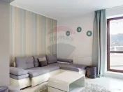 Răsărit peste Bucegi – Apartament spectaculos în Sin... 