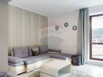 Răsărit peste Bucegi – Apartament spectaculos în Sin...