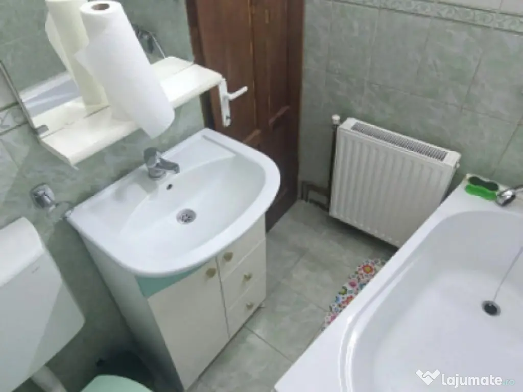 Apartament cu 1 camera zona centrala cu loc de parcare