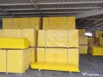 Panouri galbene pentru cofraje
