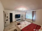 Casă cu 3 camere de vânzare in Hidiselu de Sus 