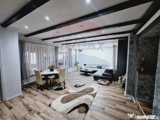 Casă cu 3 camere de vânzare in Hidiselu de Sus
