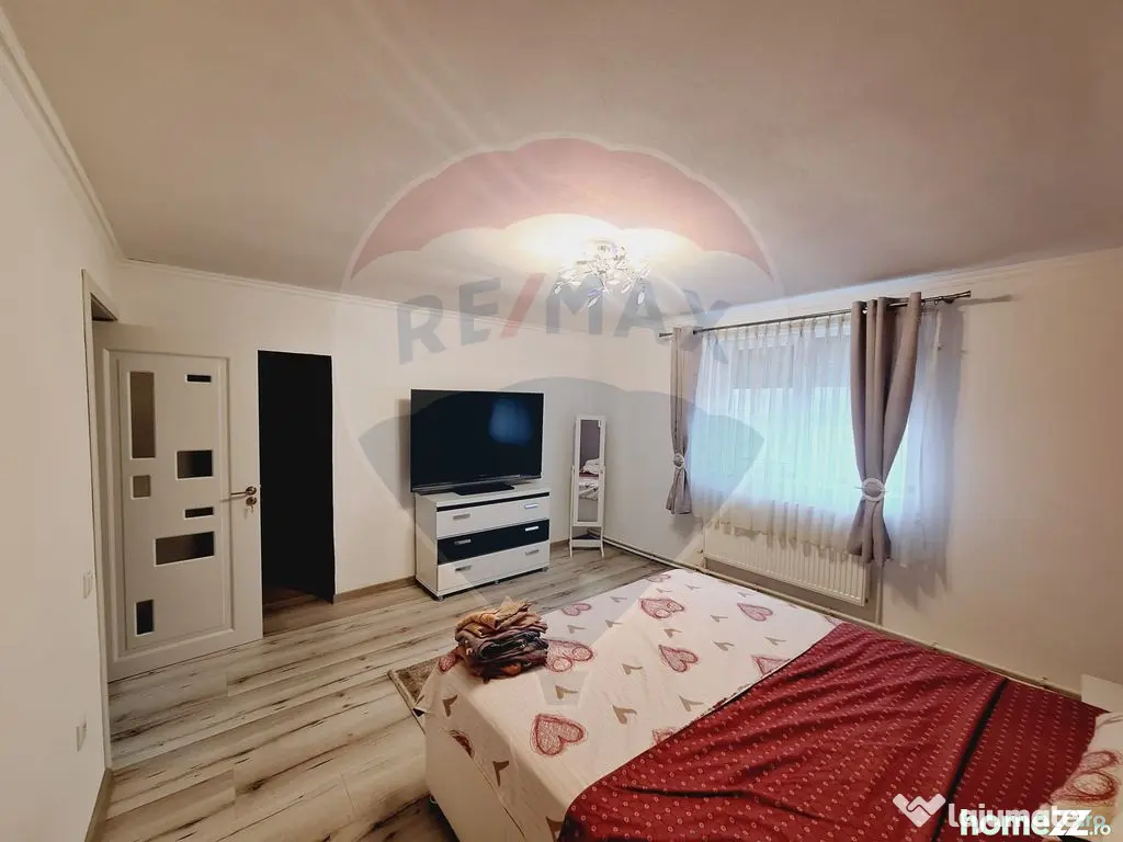 Casă cu 3 camere de vânzare in Hidiselu de Sus
