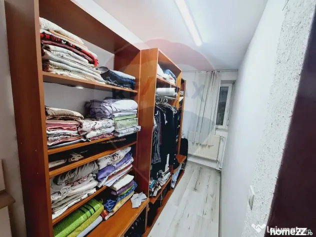 Casă cu 3 camere de vânzare in Hidiselu de Sus