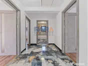 Casă nouă - 2800 mp teren 