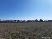 Teren intravilan construibil utilitati drum asfaltat central 2325mp 