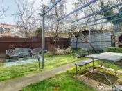 Casa cu gradina aproape de metrou 1 Mai - 232 mp curte liber 