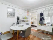 Casa cu gradina aproape de metrou 1 Mai - 232 mp curte liber 