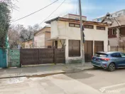 Casa cu gradina aproape de metrou 1 Mai - 232 mp curte liber 