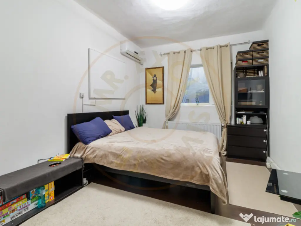 Casa cu gradina aproape de metrou 1 Mai - 232 mp curte liber