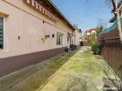 Casa cu gradina aproape de metrou 1 Mai - 232 mp curte liber 
