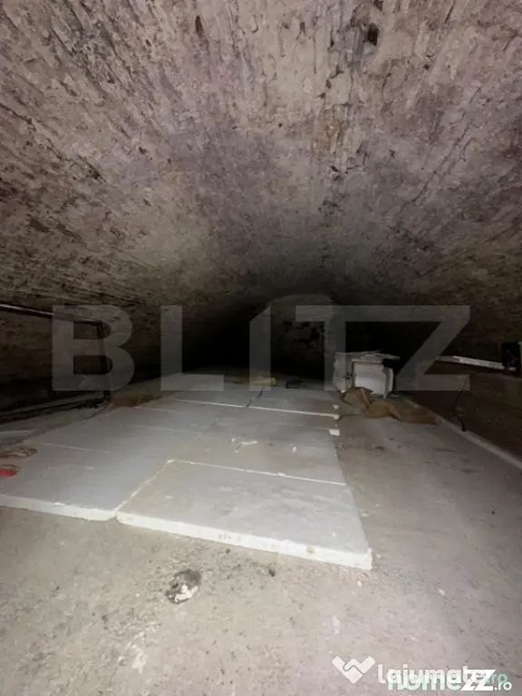 Clădire istorică P+E ultracentral Bistrița – vad comerc - Bistrita (Bistrita-Nasaud)
