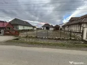 Constructie de caramida cu 3 camere de vânzare in centru... 