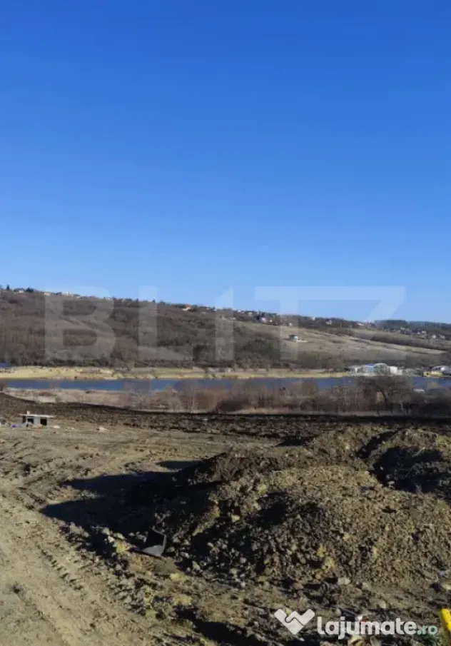 Teren 852 mp, cu vedere spre lac, Sorogari