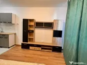Cameră de cămin cu baie proprie,etaj 2,renovată complet 