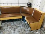 Vând colțar bucătărie și masă 