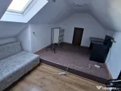 Apartament 4 camere vilă Schei 