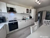 Apartament 4 camere,et 3, zona Liceul Auto - Deva 