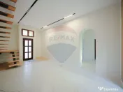 Apartament cu 4 camere de vânzare, ultracentral 