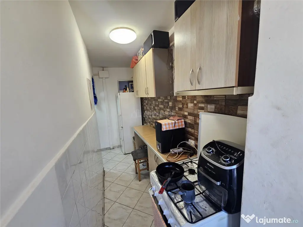 Resita, Garsoniera, Mobilata Utilata, Calea Caransebesului