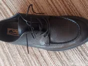 Pantofi noi din piele 