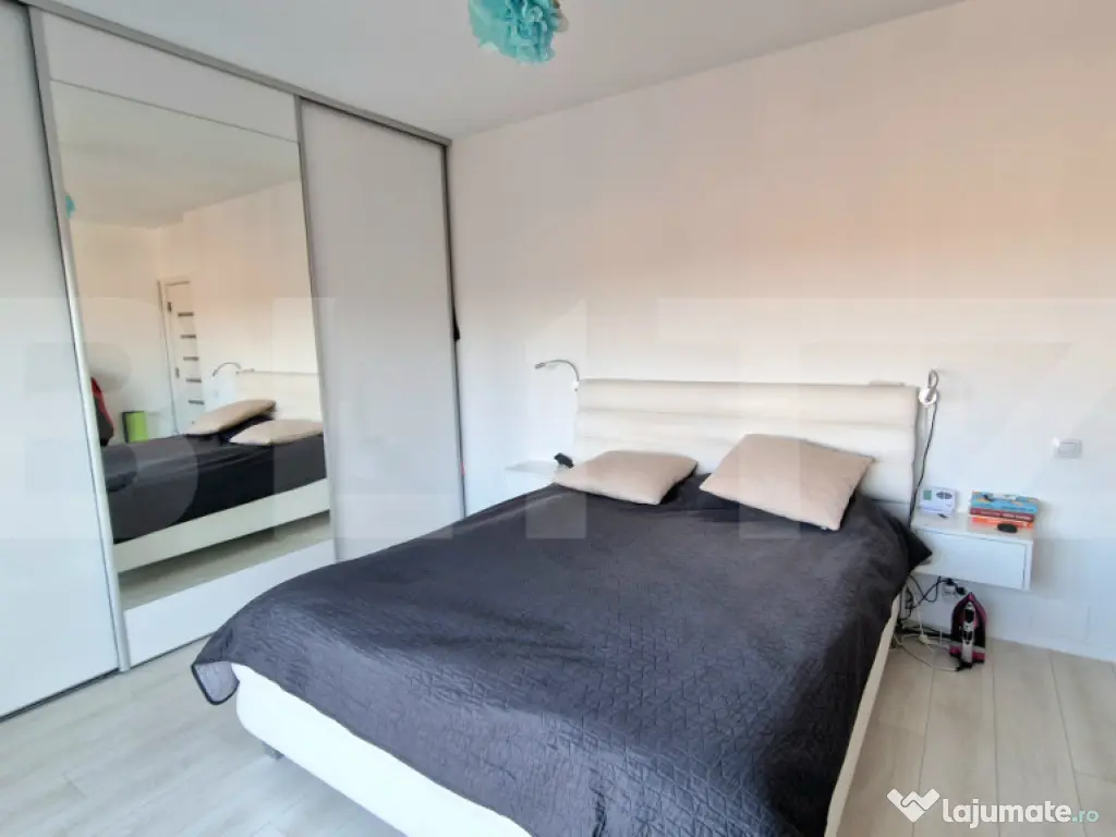 Penthouse cu 4 camere, 95 mp, 2 parcari subterane, panorama,