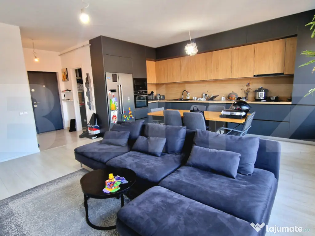 Penthouse cu 4 camere, 95 mp, 2 parcari subterane, panorama,