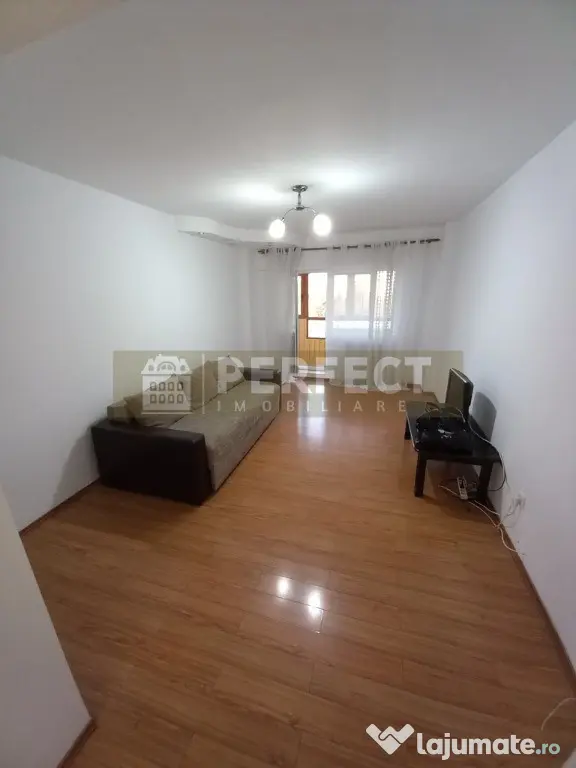 De INCHIRIAT Ap.3 camere DECOMANDAT str.Domnisori 430 euro