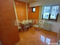 De INCHIRIAT Ap.3 camere DECOMANDAT str.Domnisori 430 euro