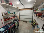 Vila moderna insiruita cu etaj, mansarda si garaj in Magure 