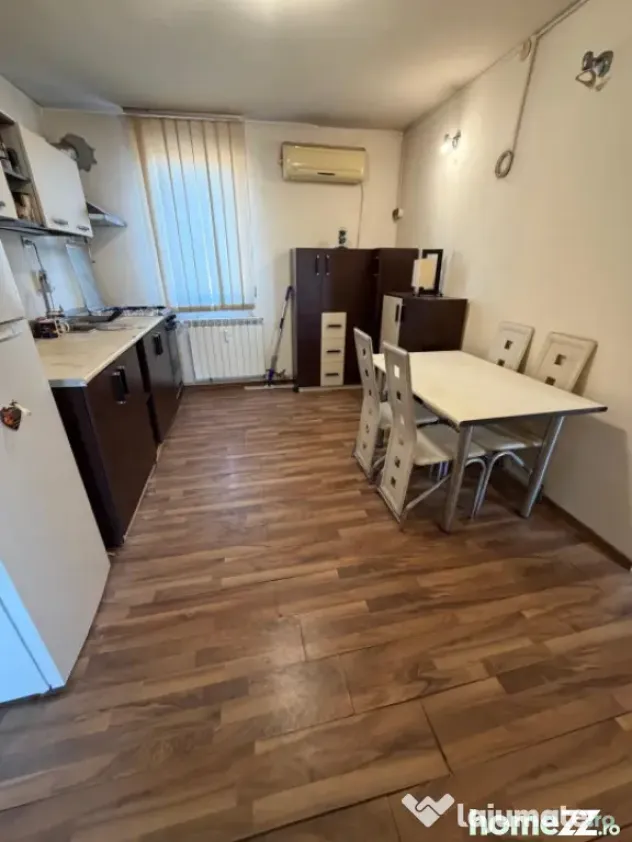 Apartament 3 camere, 66 mp, zona Teatru Colibri